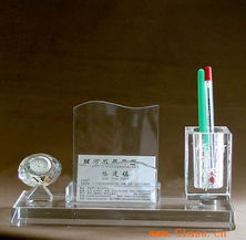 水晶办公用品 打造现代办公空间的艺术品